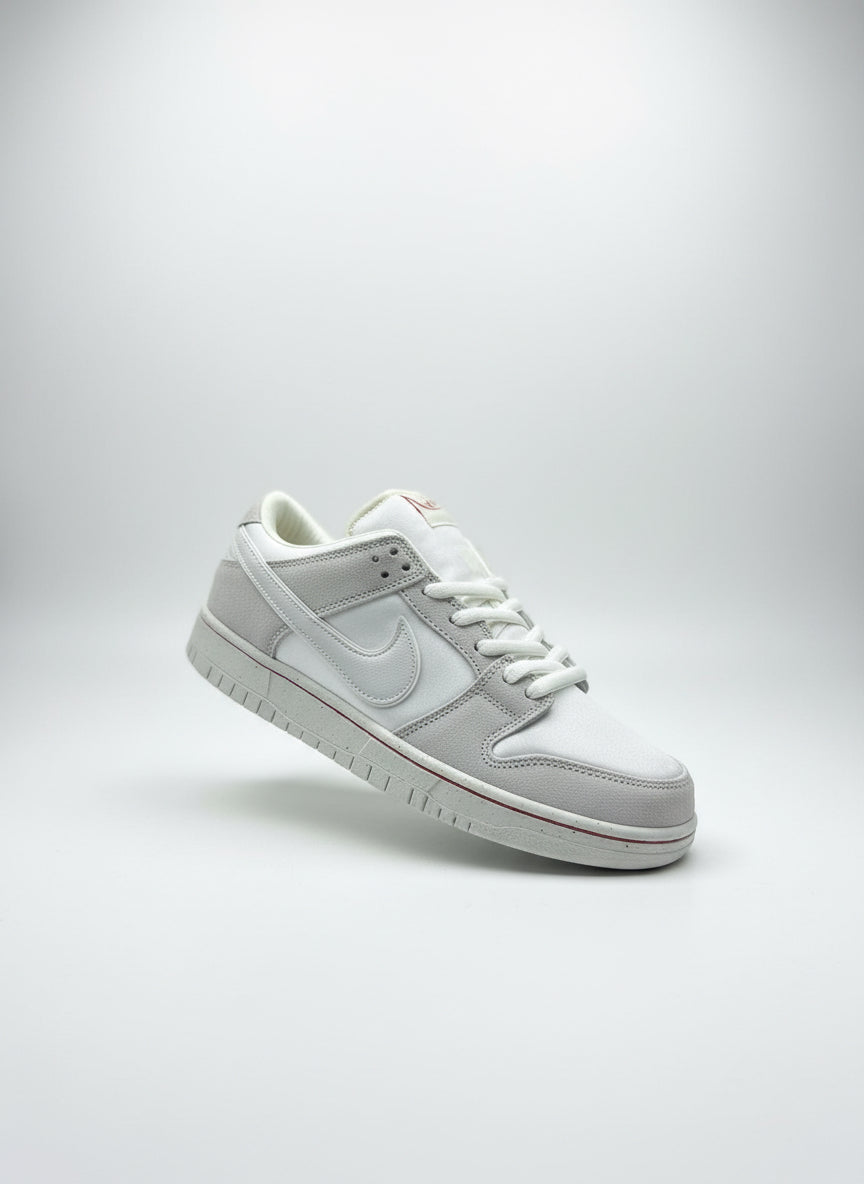 NIKE SB DUNK LOW CITY OF LOVE