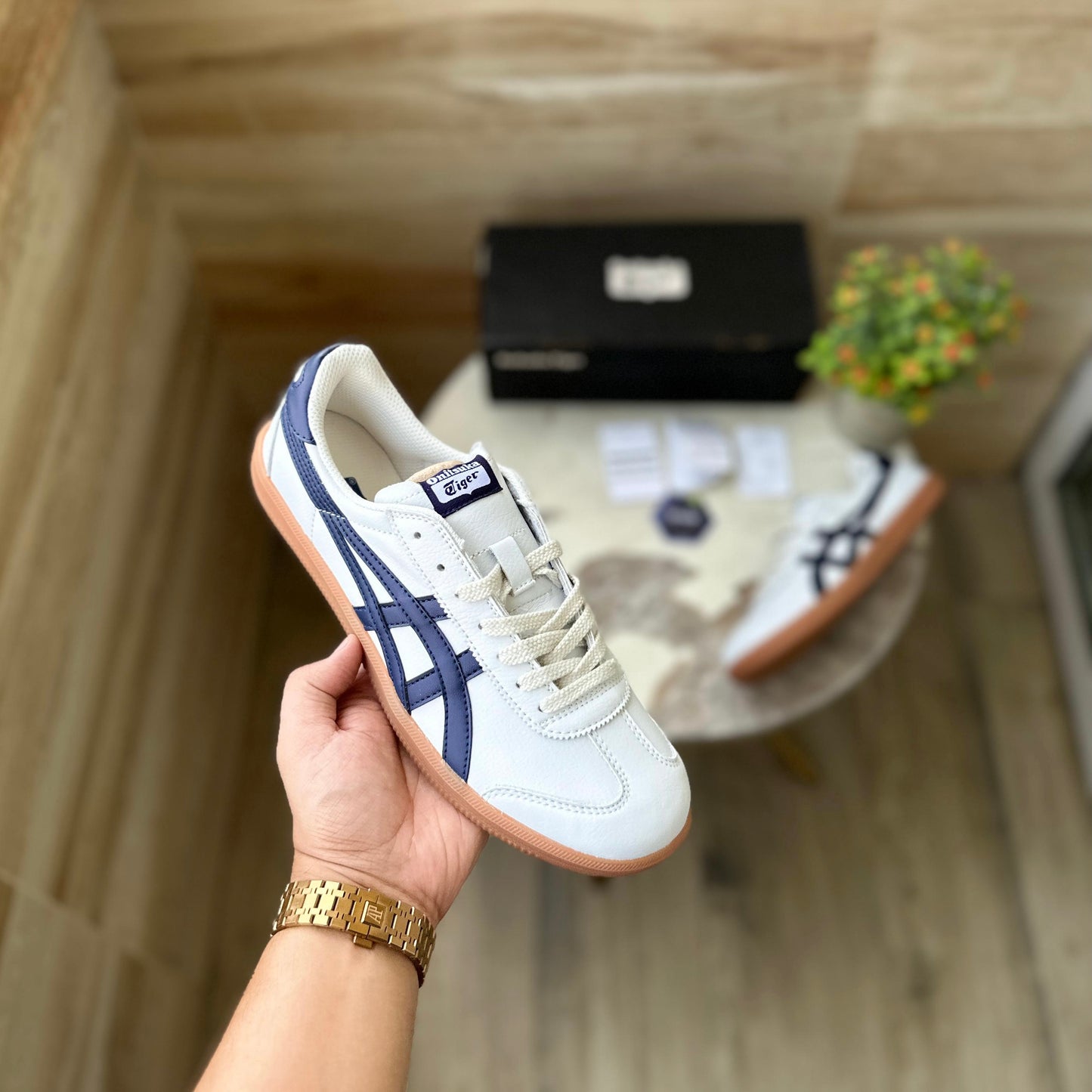 ONITSUKA TIGER TOKUTEN WHITE NAVY EDITION