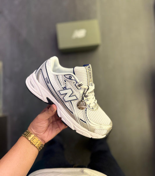 NEW BALANCE 740 GIRLS 2 AMAZING COLOURS