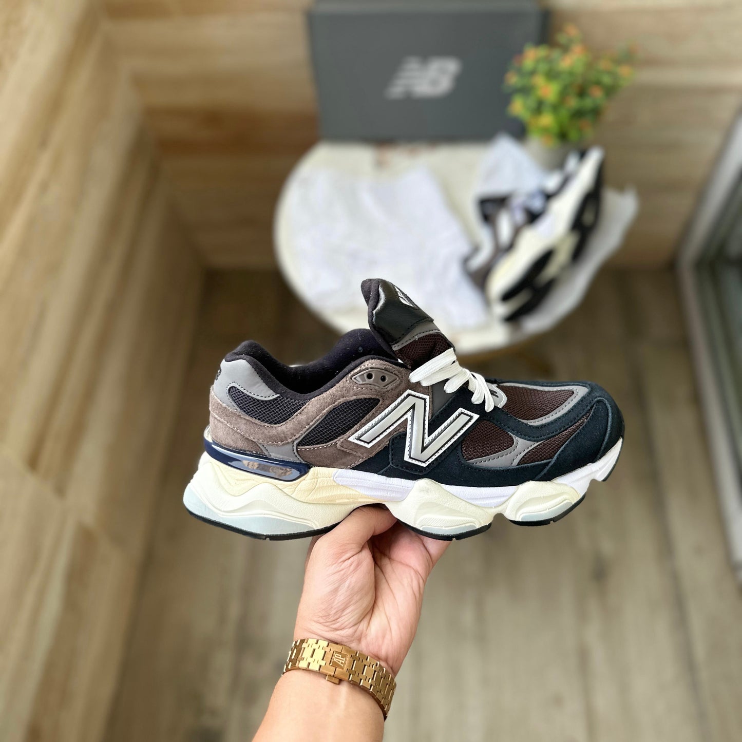 NEW BALANCE 9060 BLACK BROWN