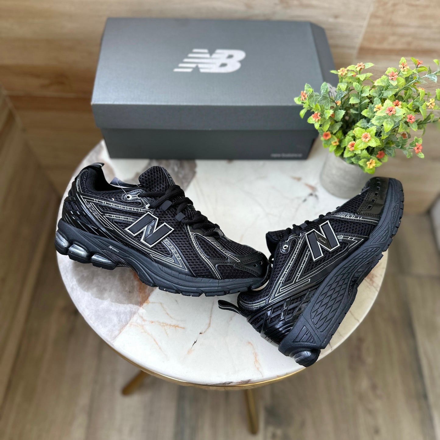 NEW BALANCE 1906 TRIPPLE BLACK
