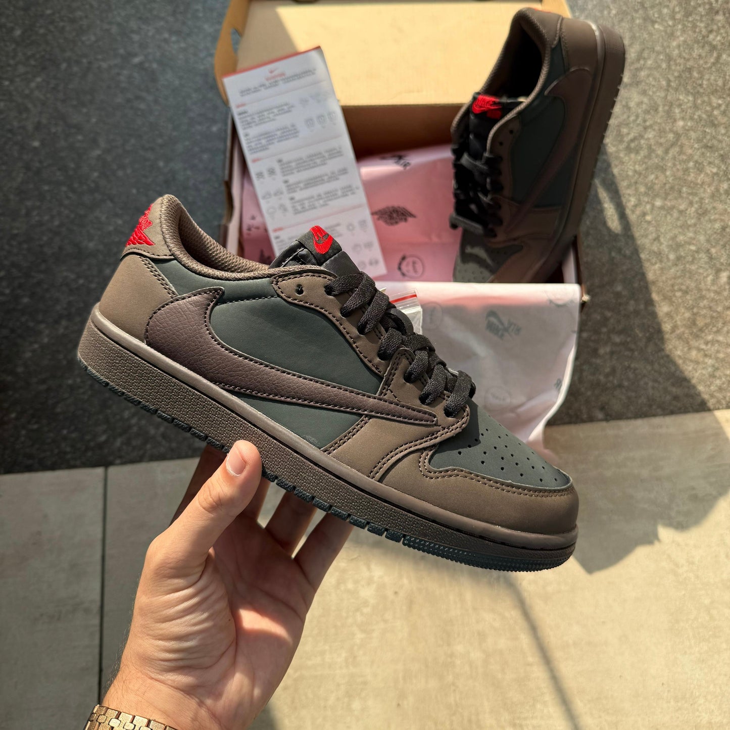 NIKE AIR JORDAN 1 LOW X TRAVIS SCOTT