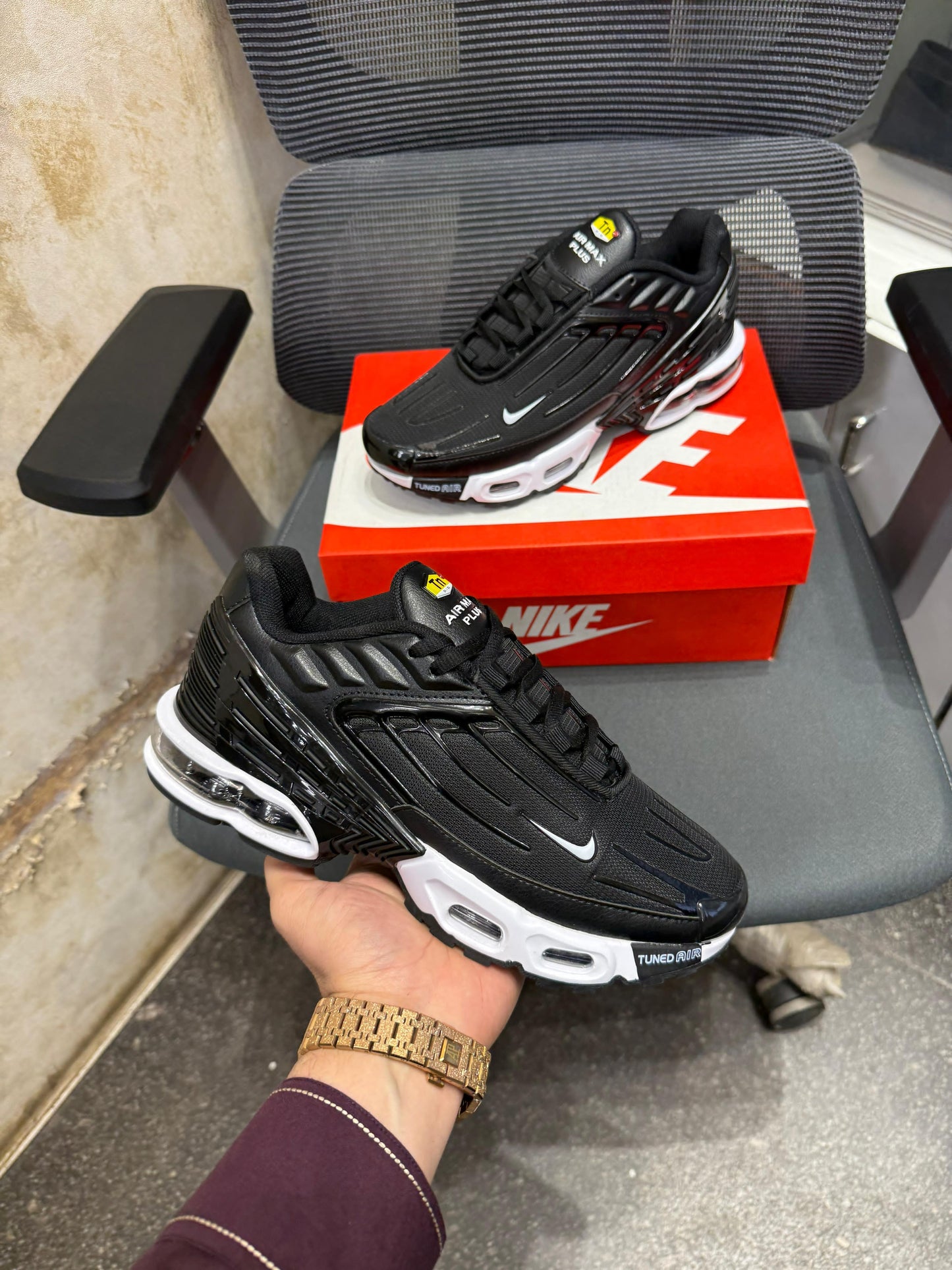 Nike airmax plus 3 tn black white