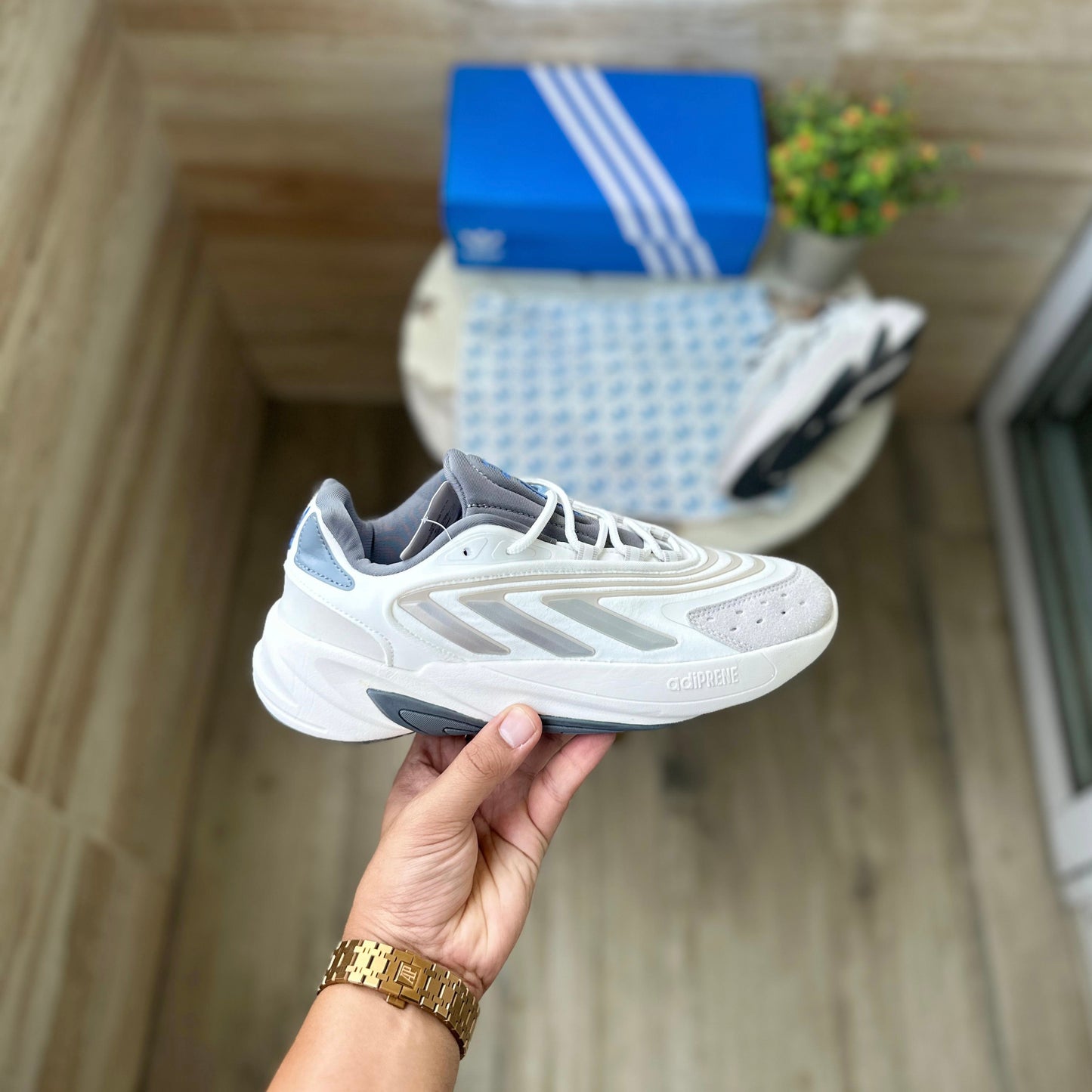 ADIDAS ORGINALS OZELIA WHITE SILVER