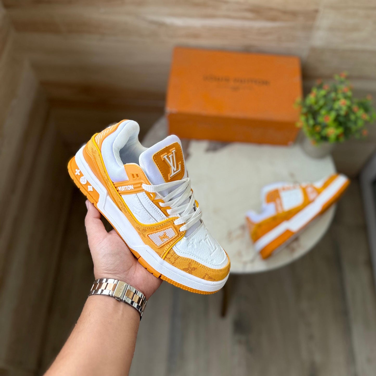 LOUIS VUITTION TRAINER YELLOW