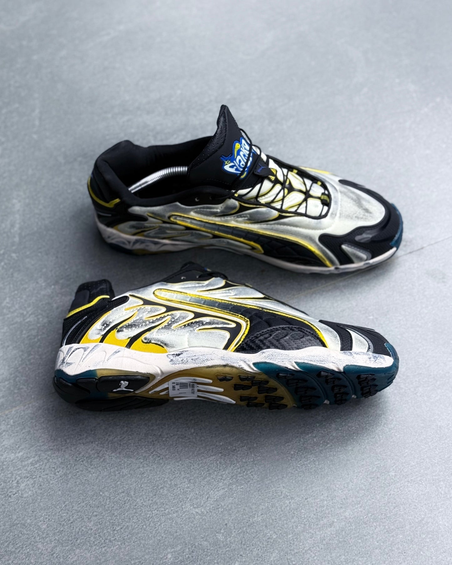PUMA ROCKY METALLIC YELLOW