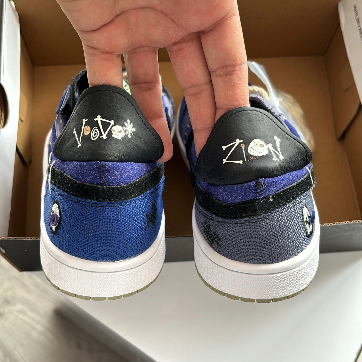 JORDAN CUT LOW ZION VOOODOO BLUE