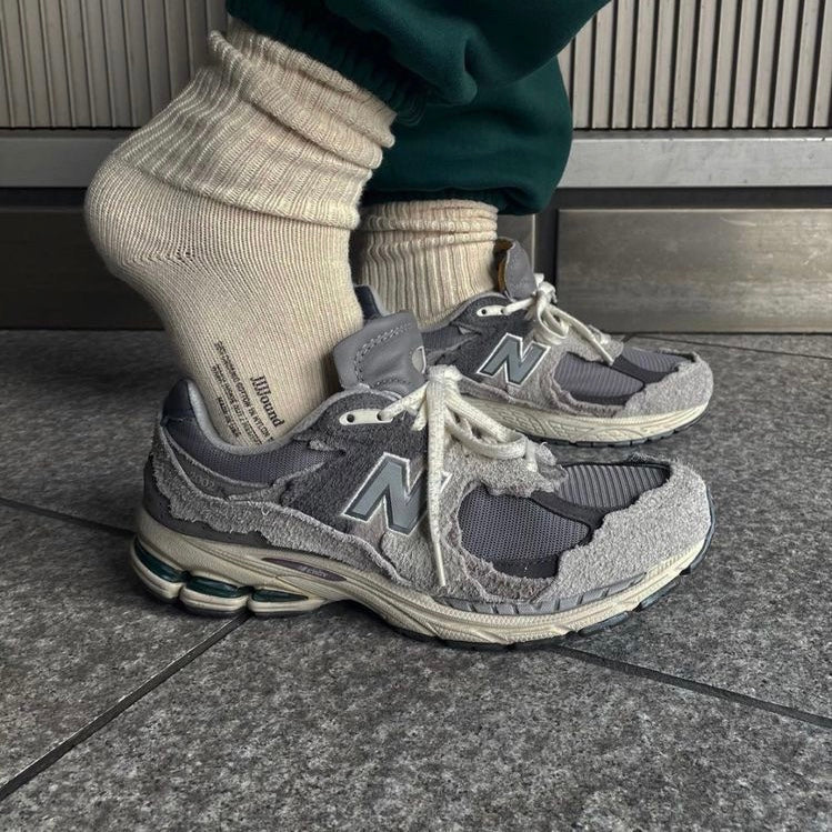 NEW BALANCE 2002R PROTECTION PACK OG GREY