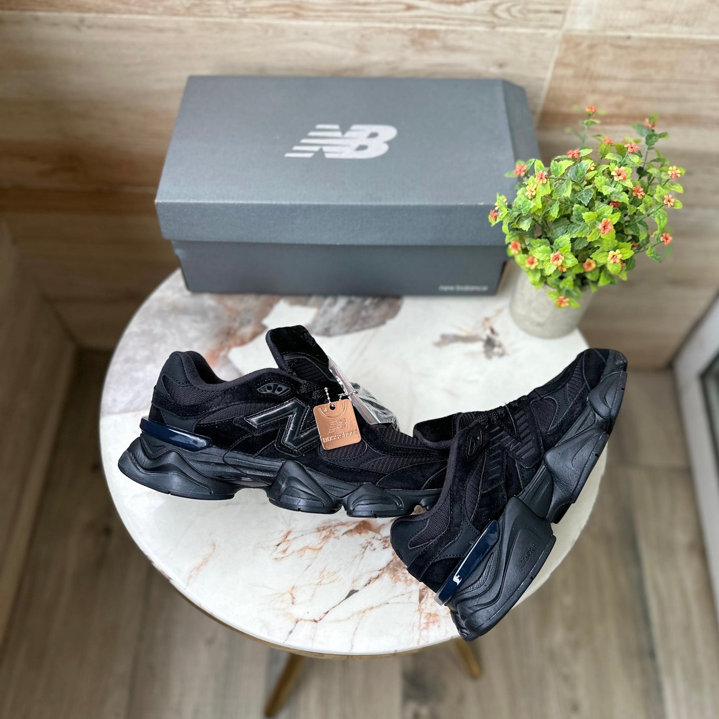 NEW BALANCE 9060 TRIPPLE BLACK