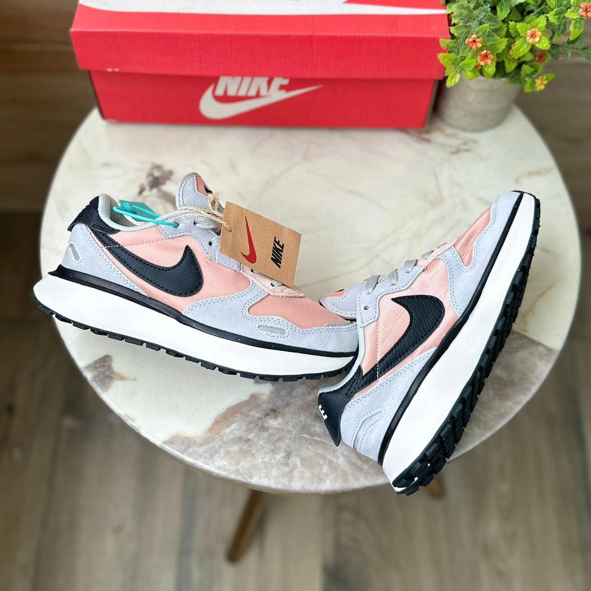 Nike phoenix waffle