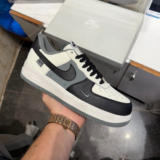 NIKE AIRFORCE 1 BLACK GREY