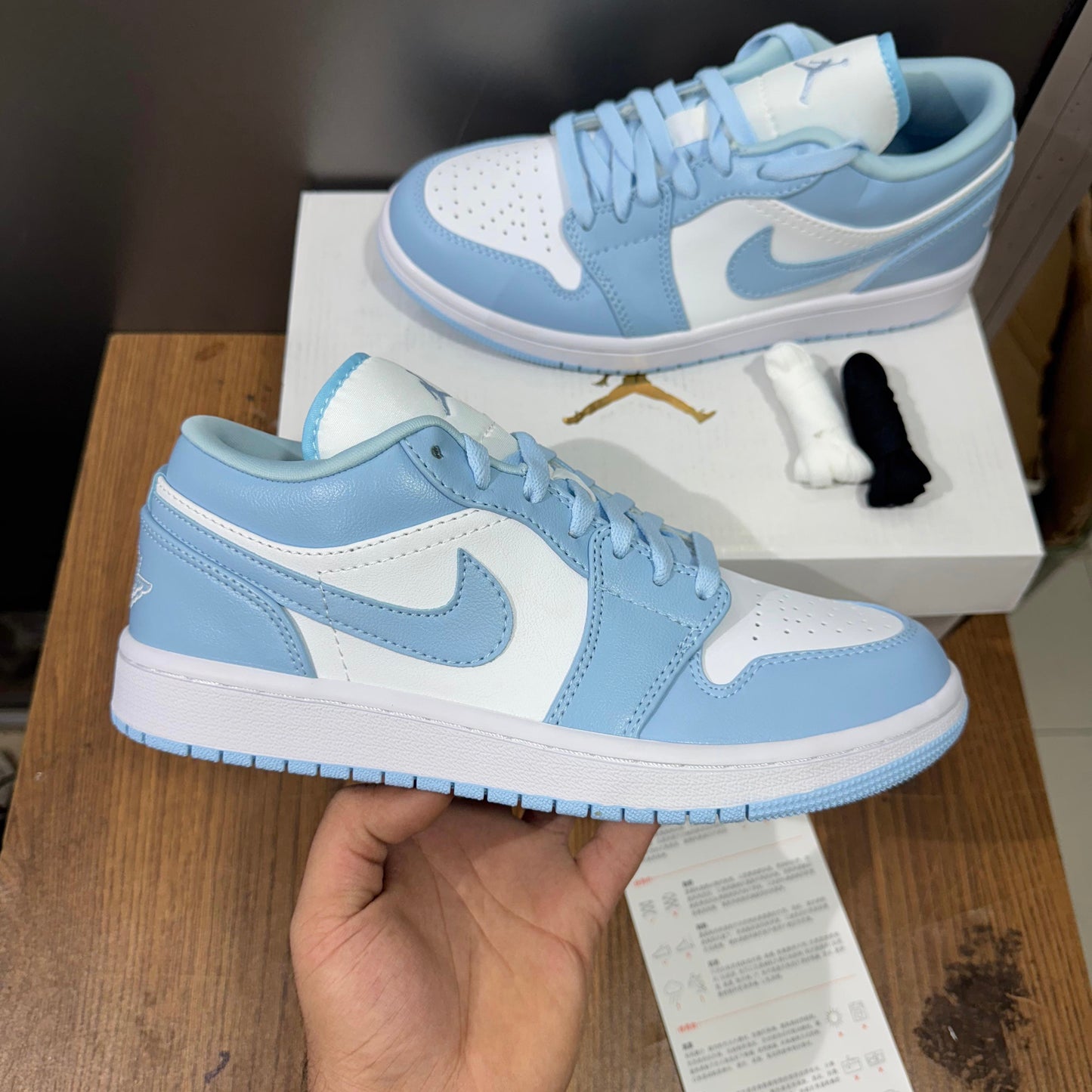 AIR JORDAN ONE LOW ALUMINIUM SEMI UA QUALITY