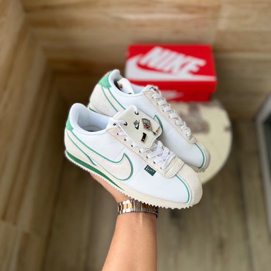 Nike Cortez petals united