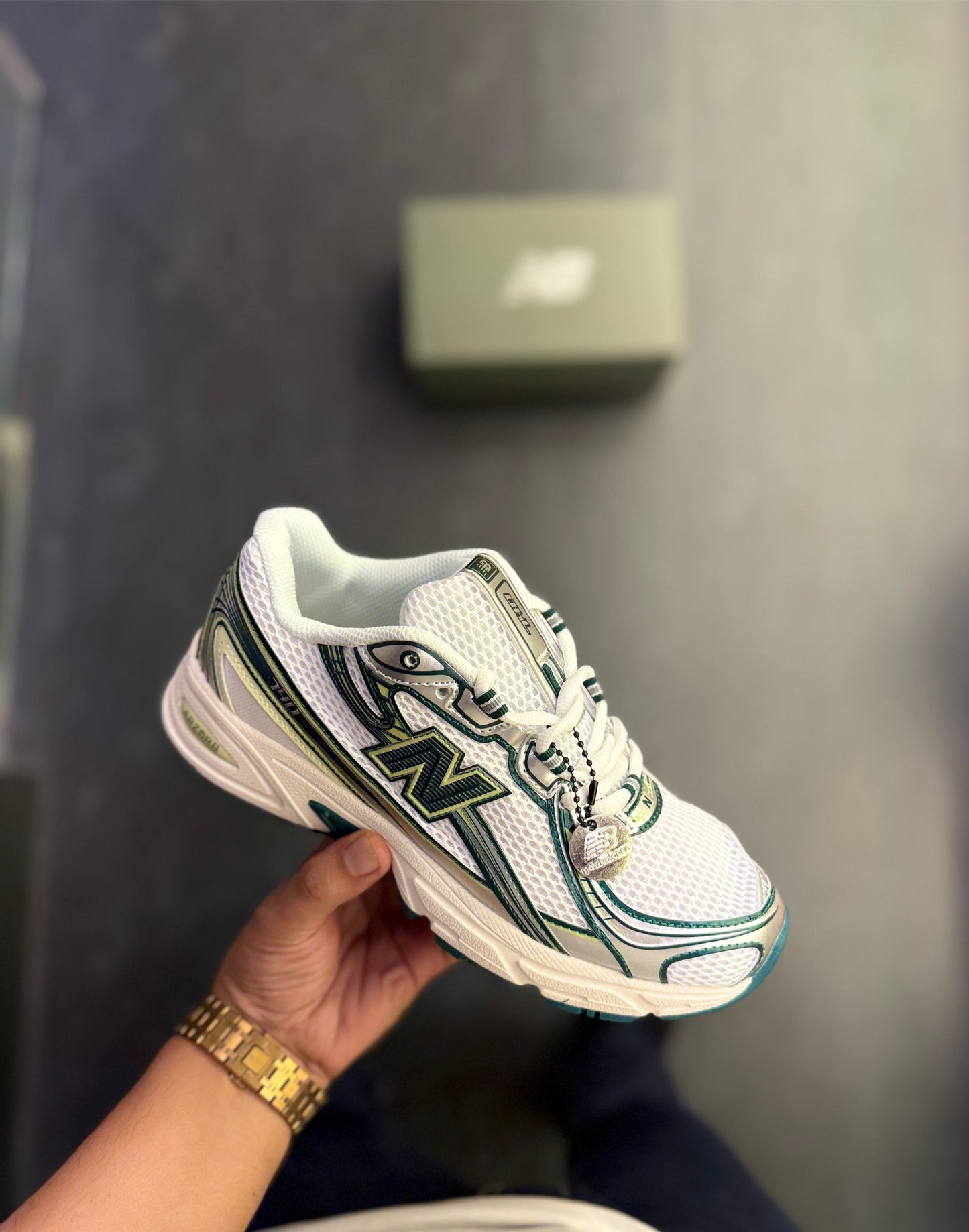 NEW BALANCE 740 GIRLS 2 AMAZING COLOURS