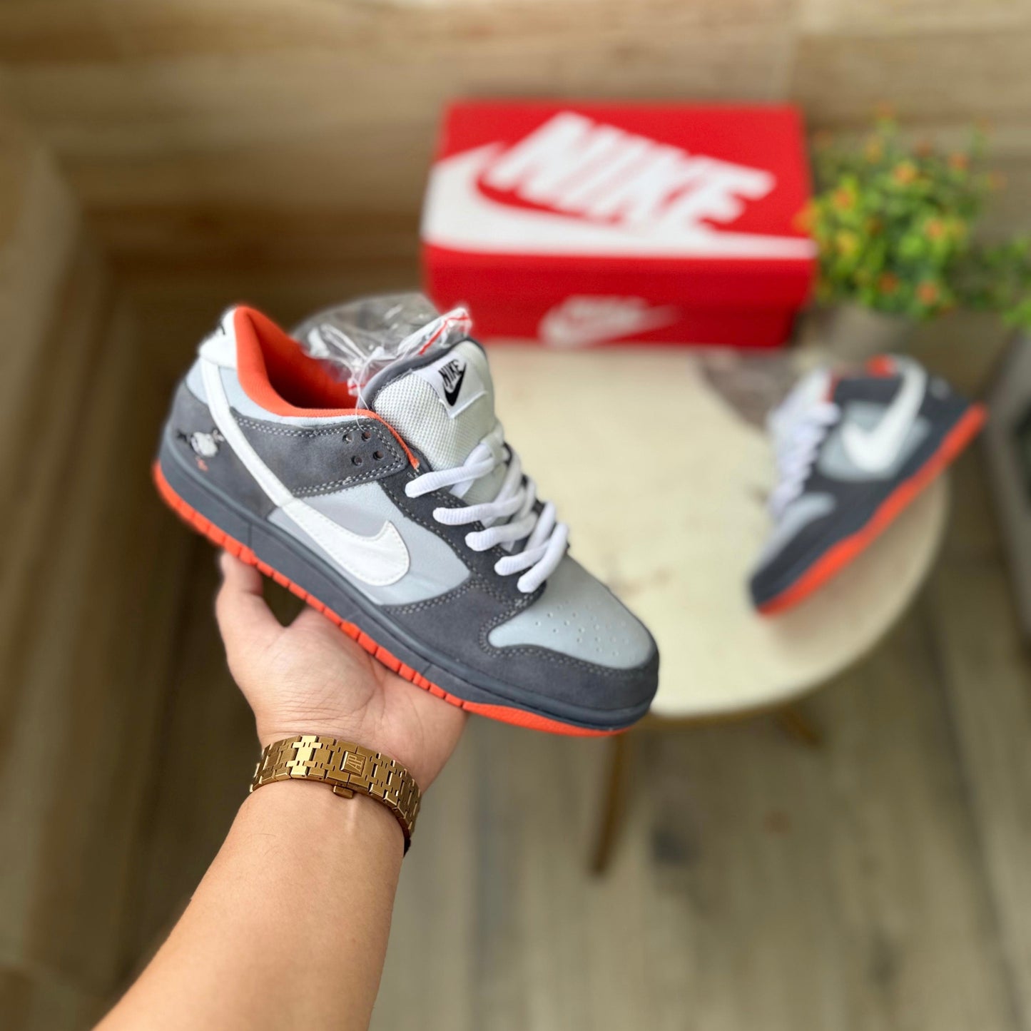 NIKE SB DUNK NYC PIGEON