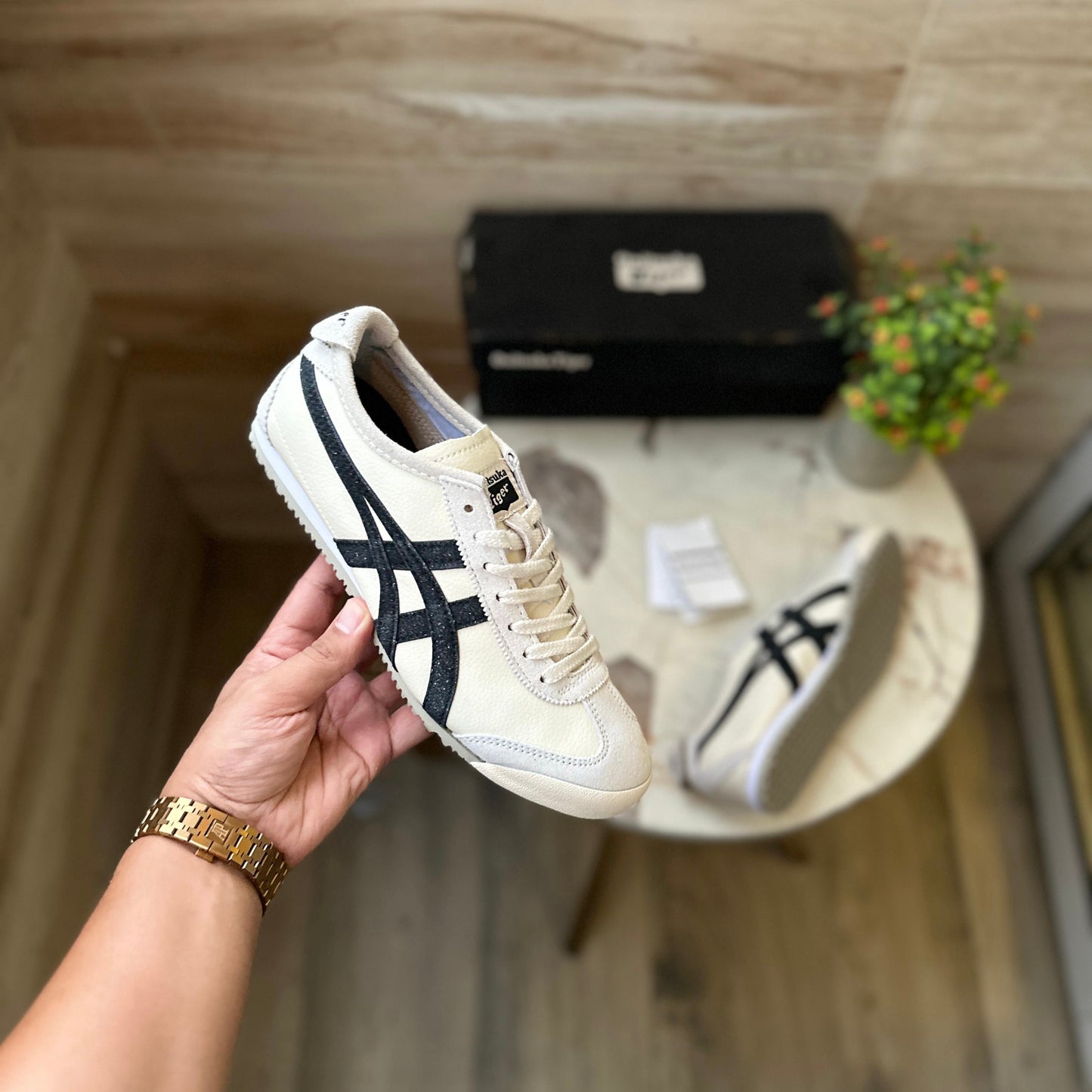 ONITSUKA TIGER LEATHER TRAINERS WHITE BLACK
