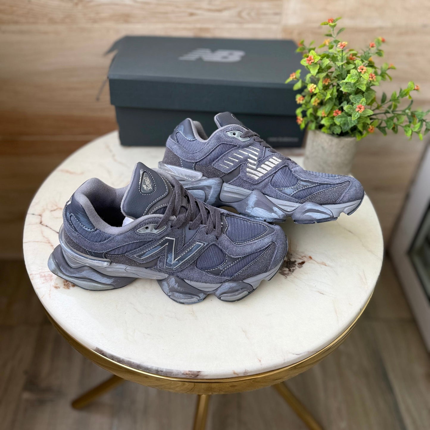 NEW BALANCE 9060 MAGNET BAD SOLE