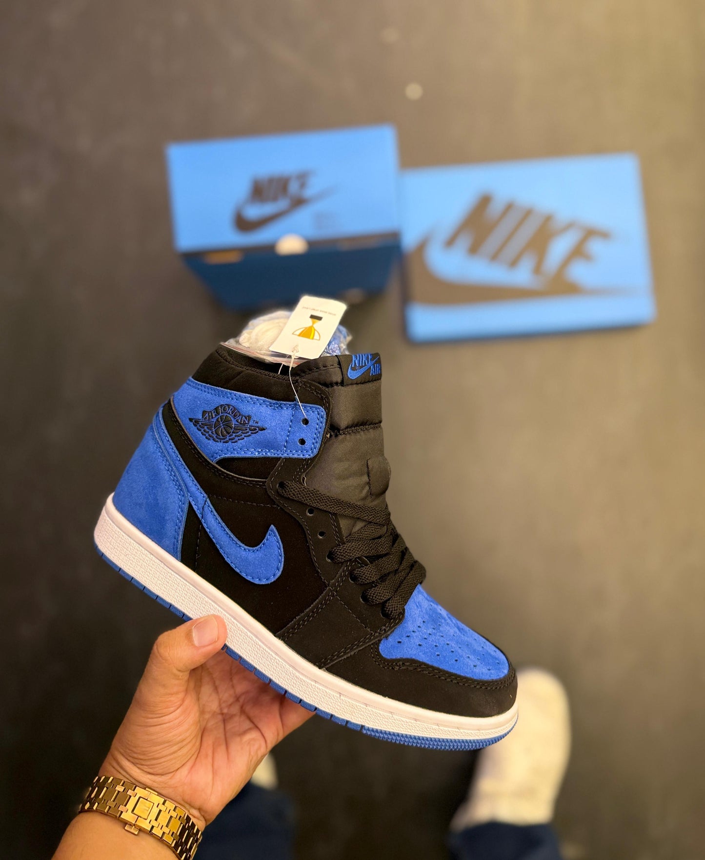 AIR JORDANS RETRO 1 HIGH ROYAL RE IMAGINED